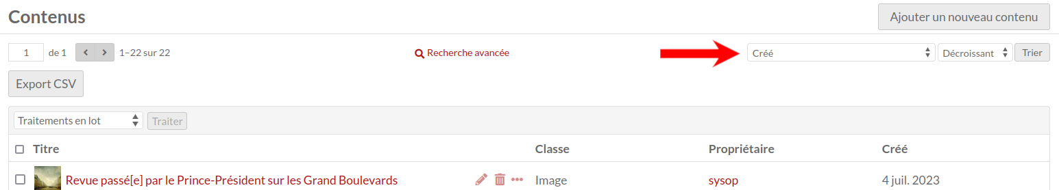 Vue rapprochée des options au-dessus de la table de ressources avec une flèche rouge pointant vers l'option "créé"