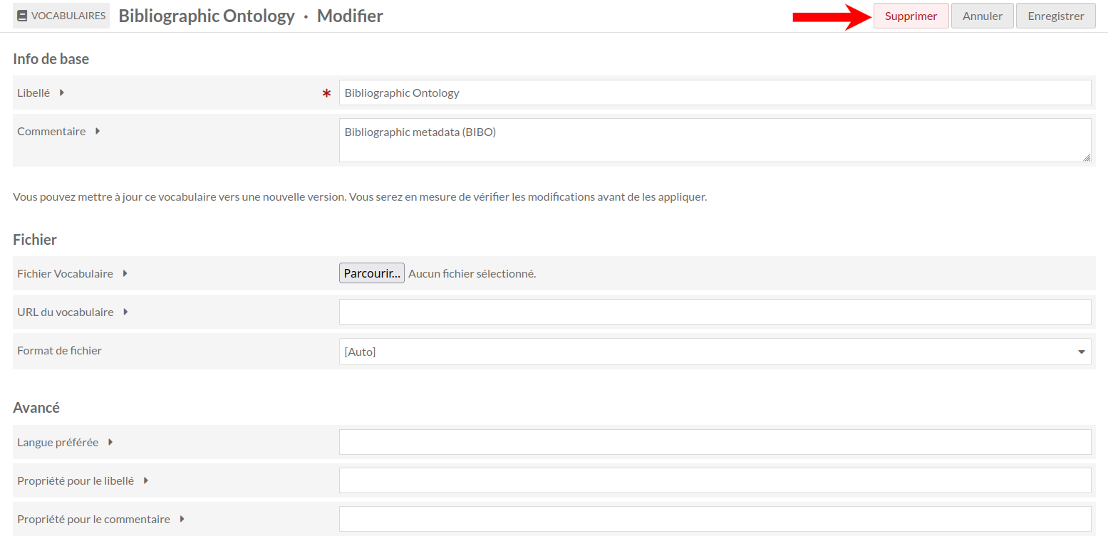 Page de modification pour "Bibliographic Ontology". Une flèche rouge pointe vers le bouton "Supprimer"